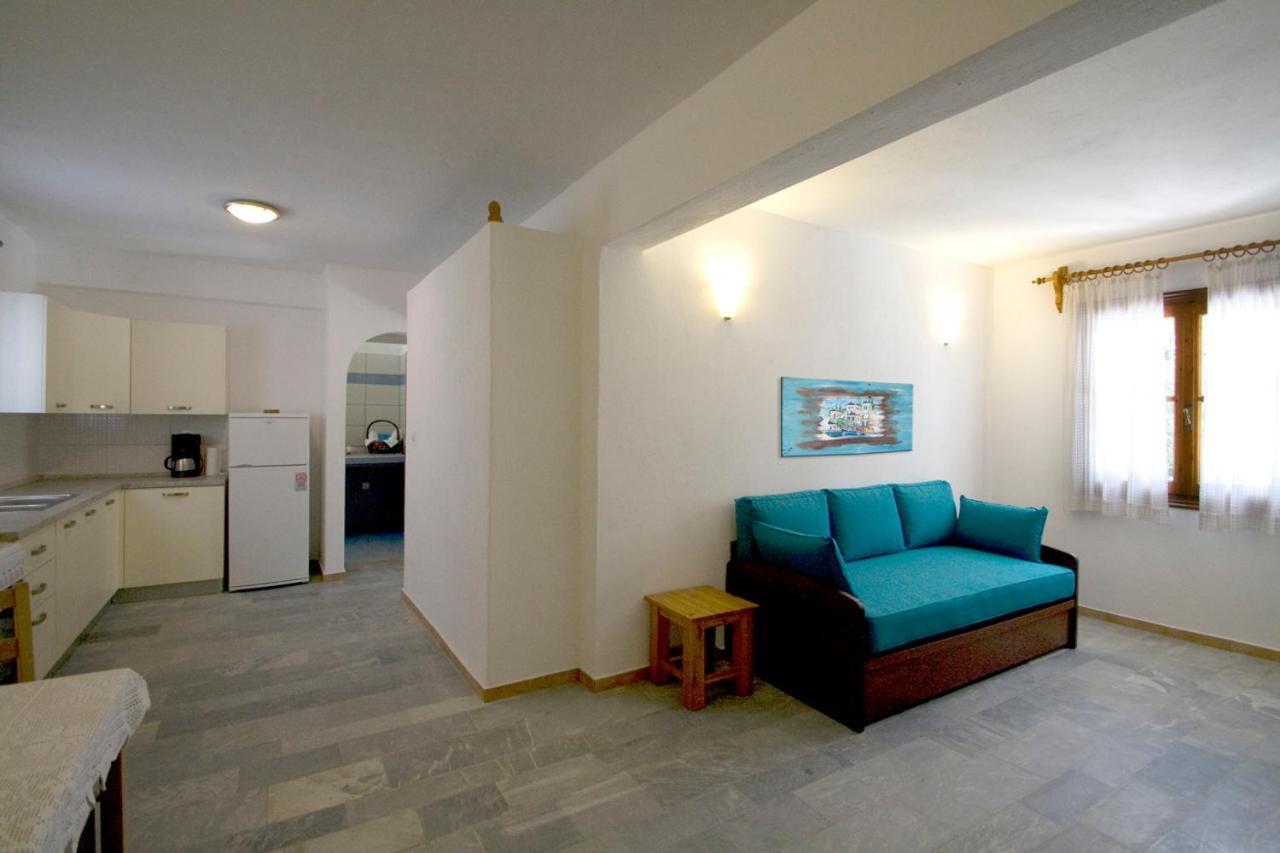 Villas Alexandra Skiathos Platanias  Extérieur photo